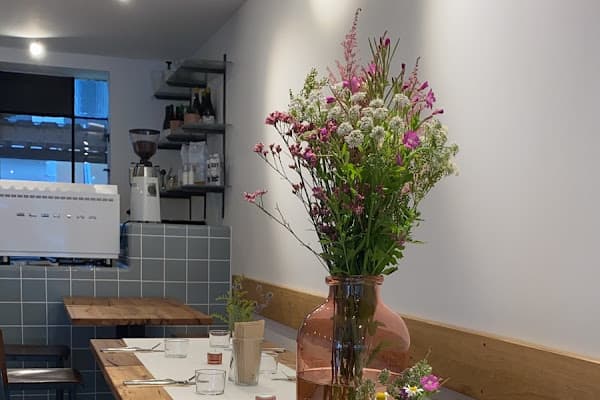 Bistro Ivy – vegetarisch, veganes Frühstück & Mittagessen — gluten-free restaurant in Hamburg