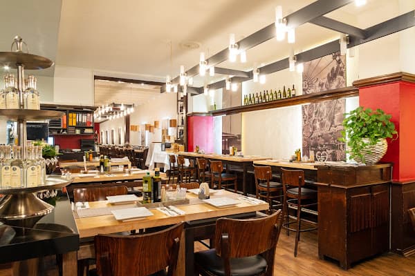 Restaurant - Der Grieche zum Staufenplatz - Düsseldorf — gluten-free restaurant in Düsseldorf