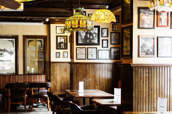 Bartholomew's Public House — gluten-free restaurant in Victoria, Vancouver Island