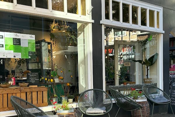 Angie's Juicebar Lunch Acai and more — gluten-free restaurant in Delft