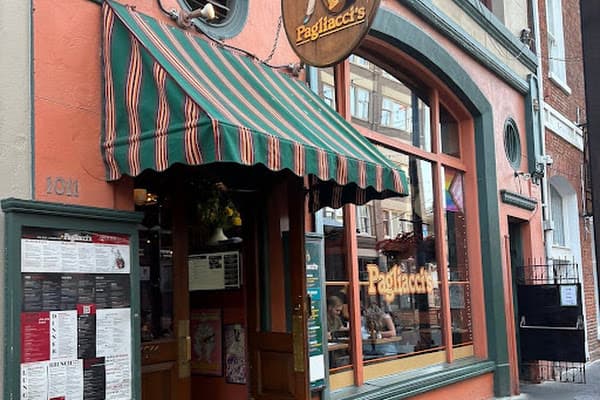 Pagliacci's — gluten-free restaurant in Victoria, Vancouver Island