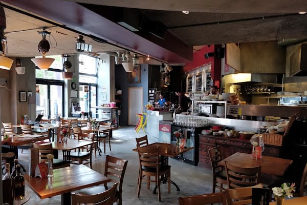 Café Amisha Restaurant & Deli 🇮🇹 — gluten-free restaurant in London