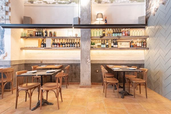 Petra — gluten-free restaurant in Seville