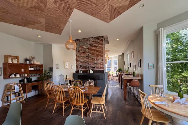 Nourish Kitchen & Cafe — gluten-free restaurant in Victoria, Vancouver Island