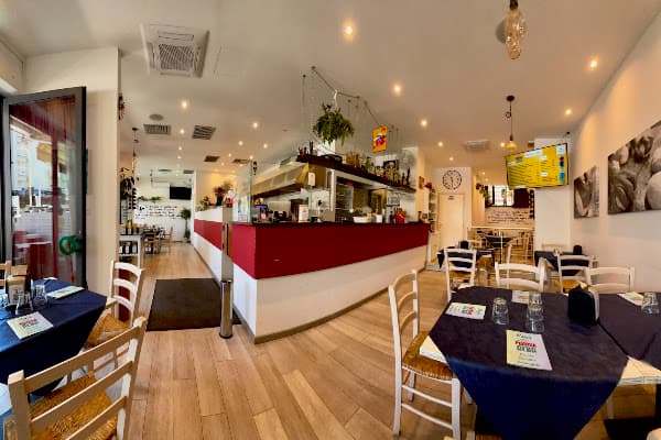 Piadina dell' Alba Pizzeria Hamburgeria Paninoteca — gluten-free restaurant in Riccione