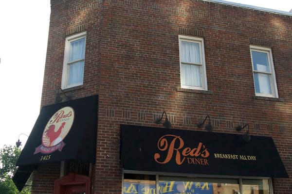Red's Diner Fourth Street — gluten-free restaurant in Calgary