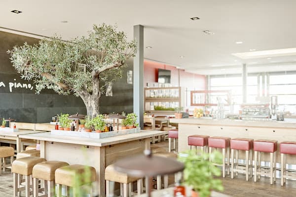 VAPIANO Innsbruck Leopoldstrasse — gluten-free restaurant in Innsbruck
