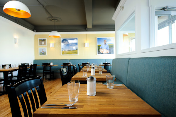 Blue Star Diner — gluten-free restaurant in Calgary